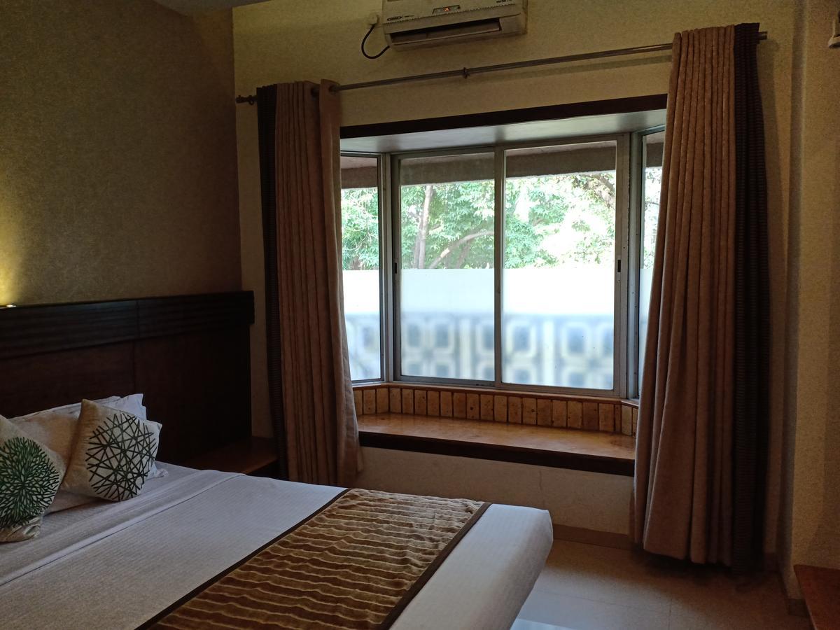Hotel Chandralok 로나발라 외부 사진
