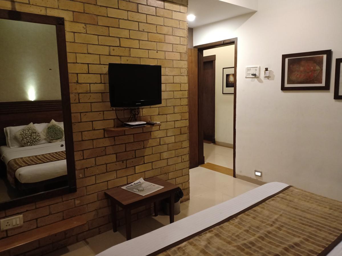 Hotel Chandralok 로나발라 외부 사진