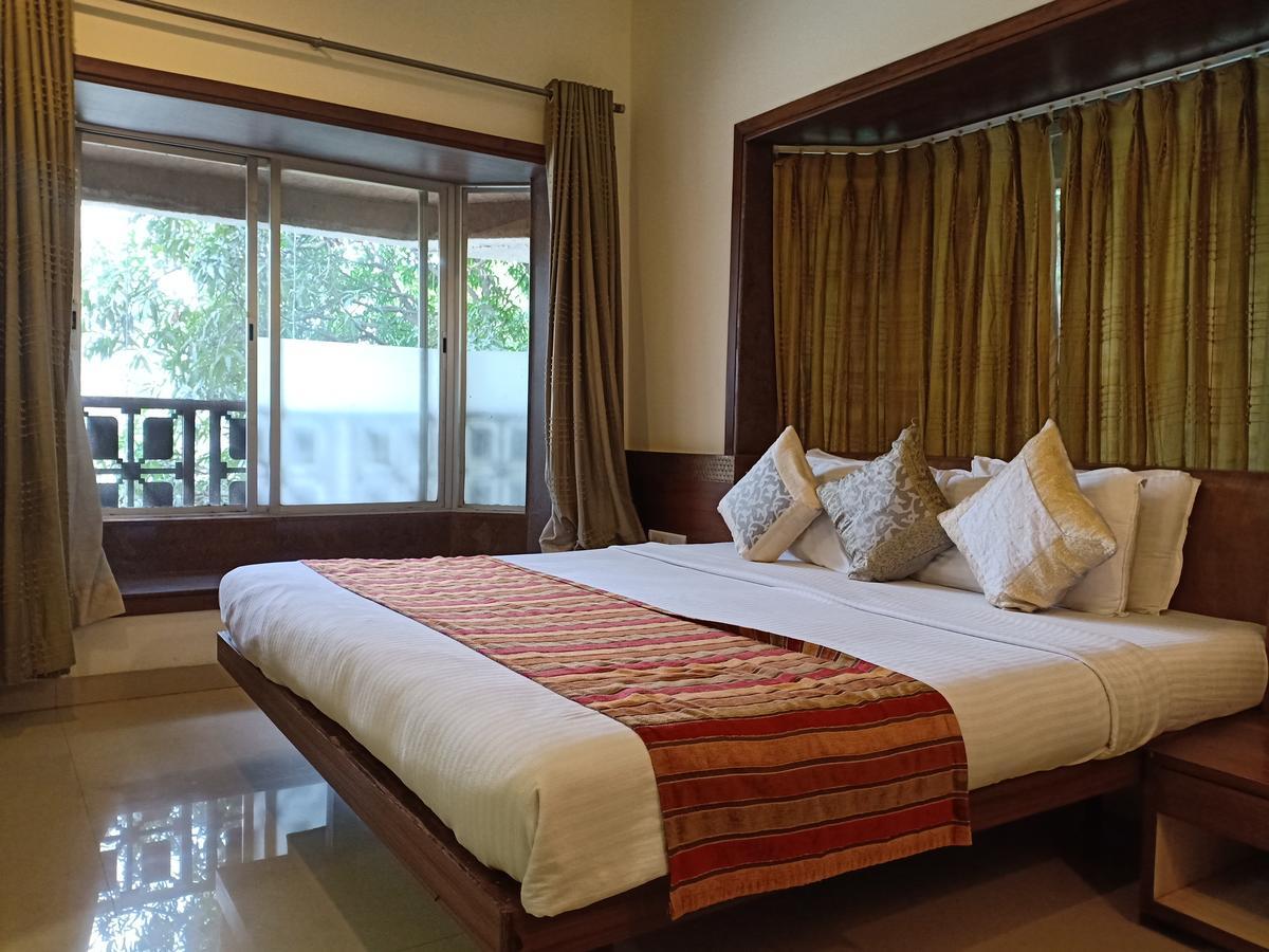 Hotel Chandralok 로나발라 외부 사진