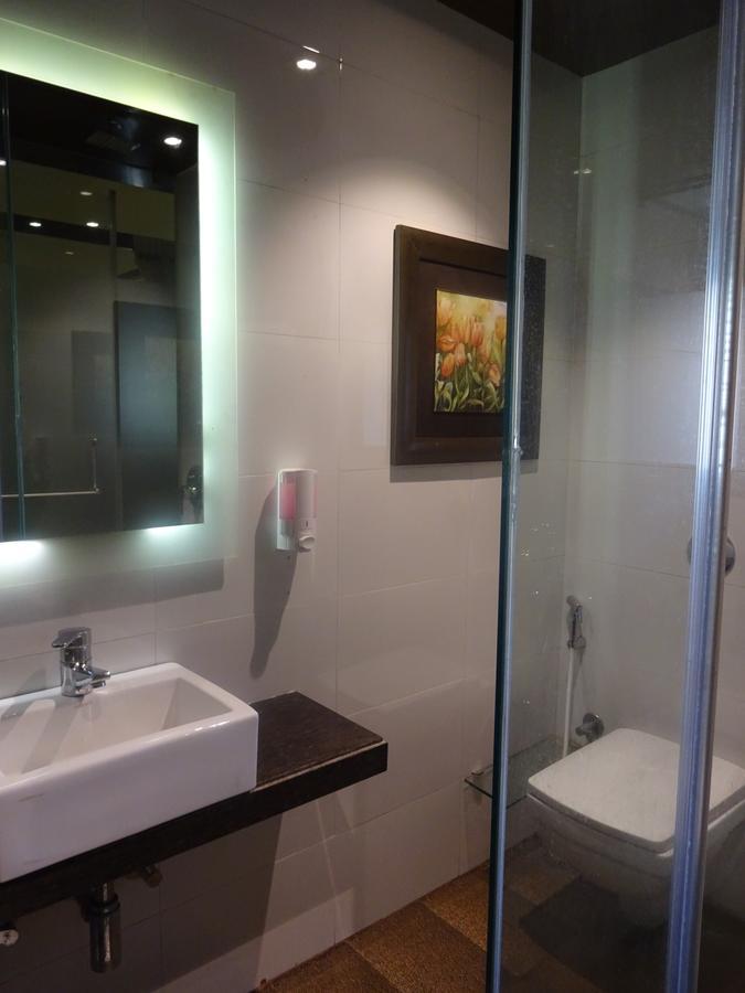 Hotel Chandralok 로나발라 외부 사진