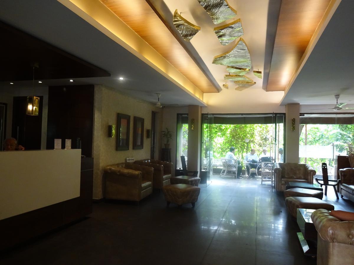 Hotel Chandralok 로나발라 외부 사진